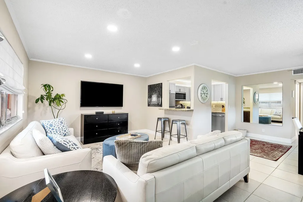 142 Brittany Terrace Delray Beach FL 33446