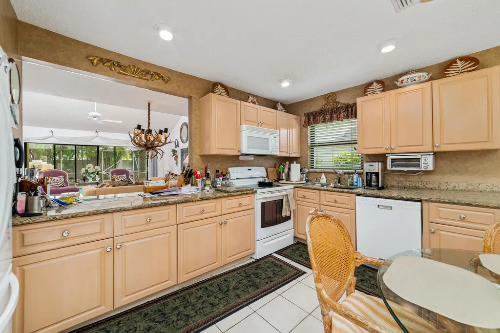 302 Deer Creek Wildwood Lane E Deerfield Beach FL 33442