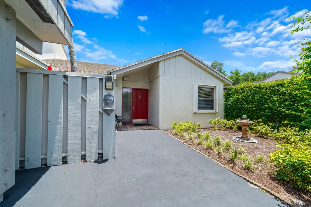 302 Deer Creek Wildwood Lane E Deerfield Beach FL 33442