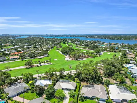20 Bunker Place Tequesta FL 33469