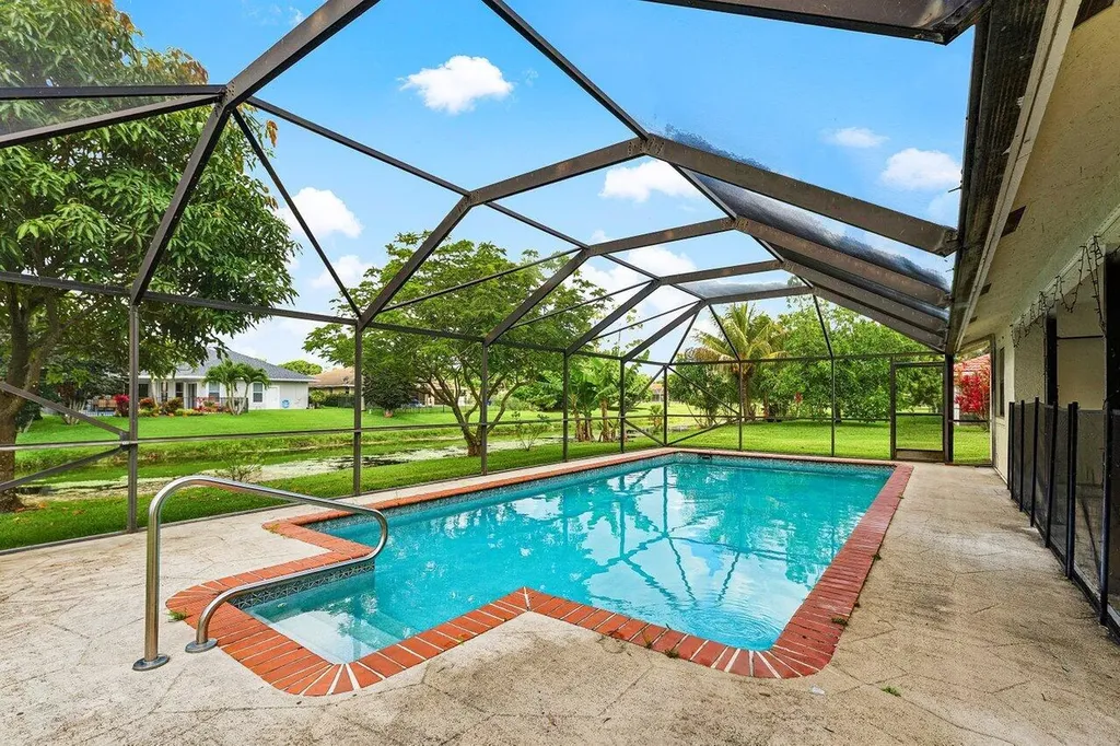 14616 Autumn Avenue Wellington FL 33414