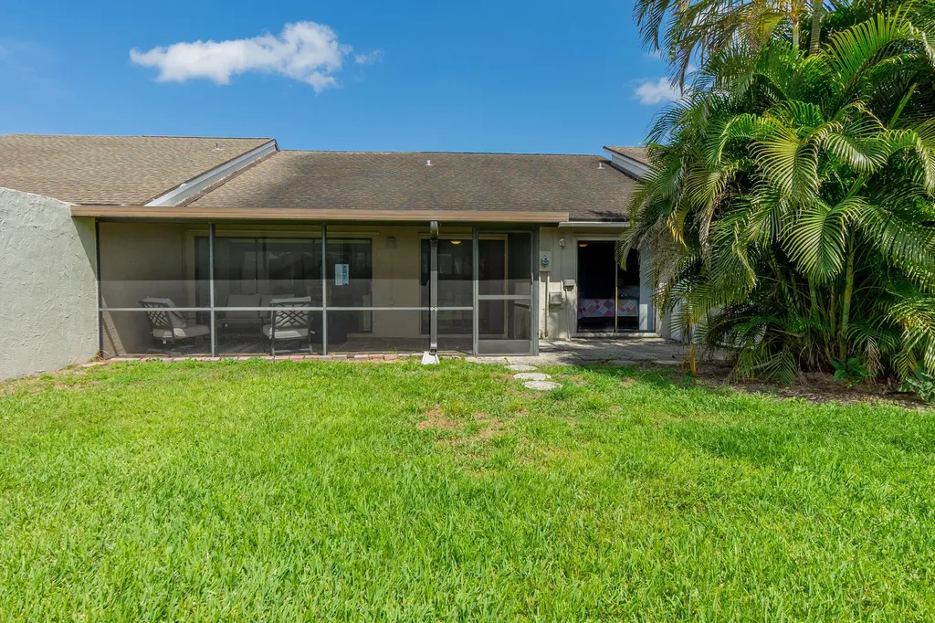 12858 Spinnaker Lane Wellington FL 33414