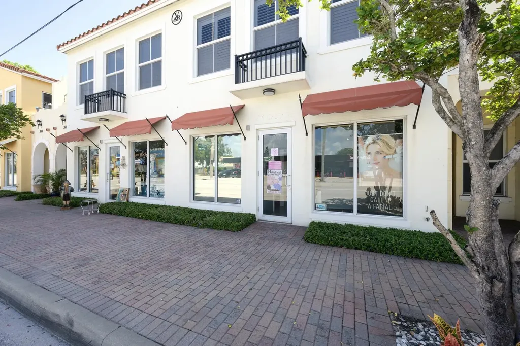 3604 S Dixie Highway West Palm Beach FL 33405