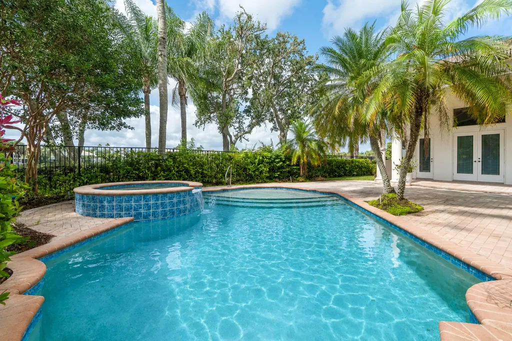 7270 Sarimento Place Delray Beach FL 33446