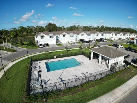 5784 SE Edgewater Circle Stuart FL 34997