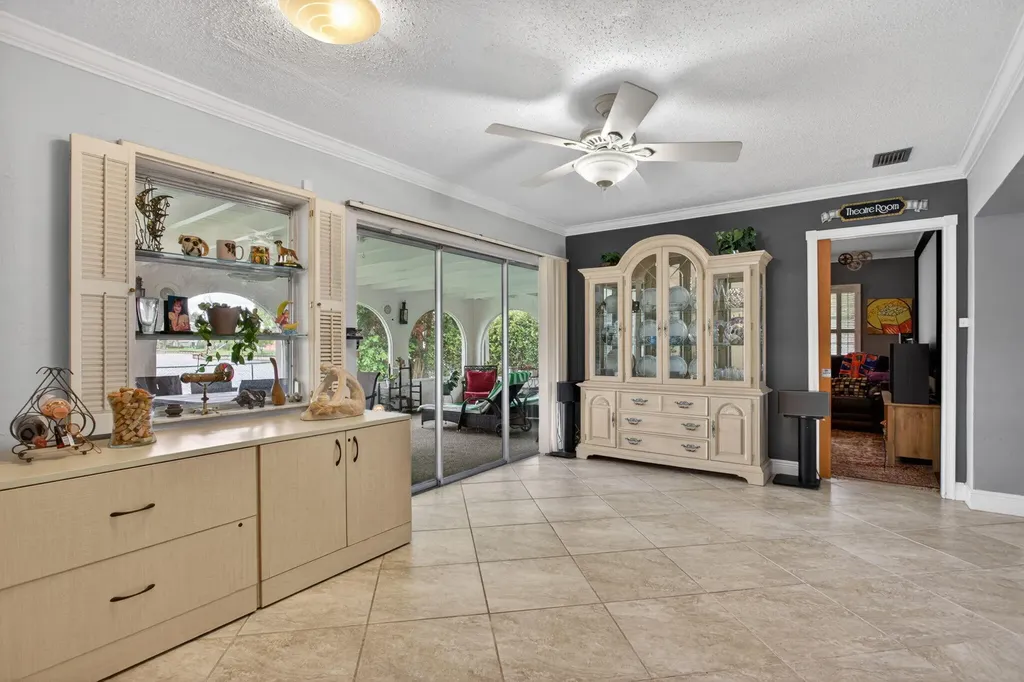 7306 NW 94th Way Tamarac FL 33321