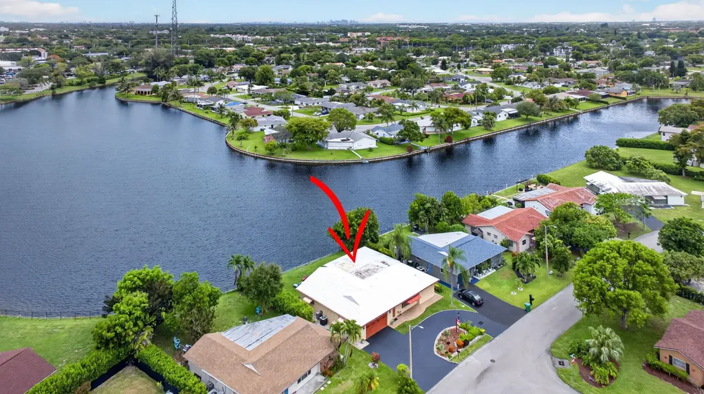 7306 NW 94th Way Tamarac FL 33321