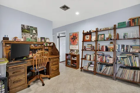 7306 NW 94th Way Tamarac FL 33321
