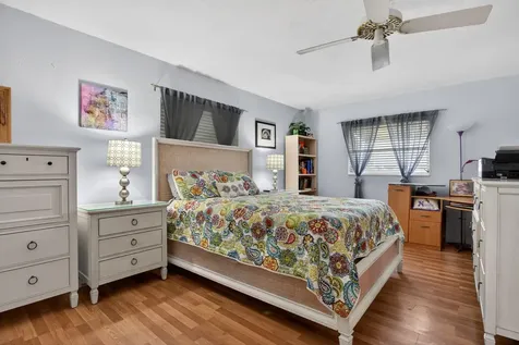7306 NW 94th Way Tamarac FL 33321