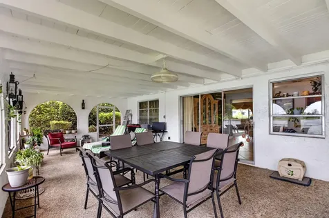 7306 NW 94th Way Tamarac FL 33321