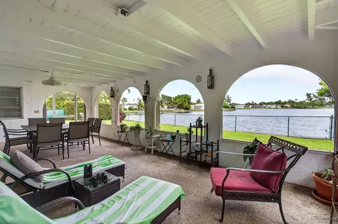 7306 NW 94th Way Tamarac FL 33321