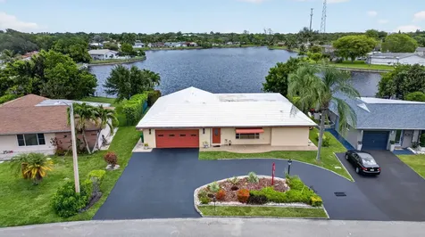 7306 NW 94th Way Tamarac FL 33321