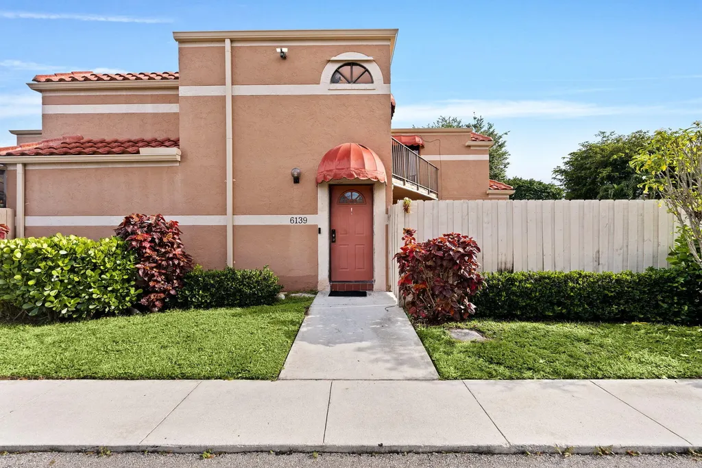 6139 Seven Springs Boulevard Greenacres FL 33463