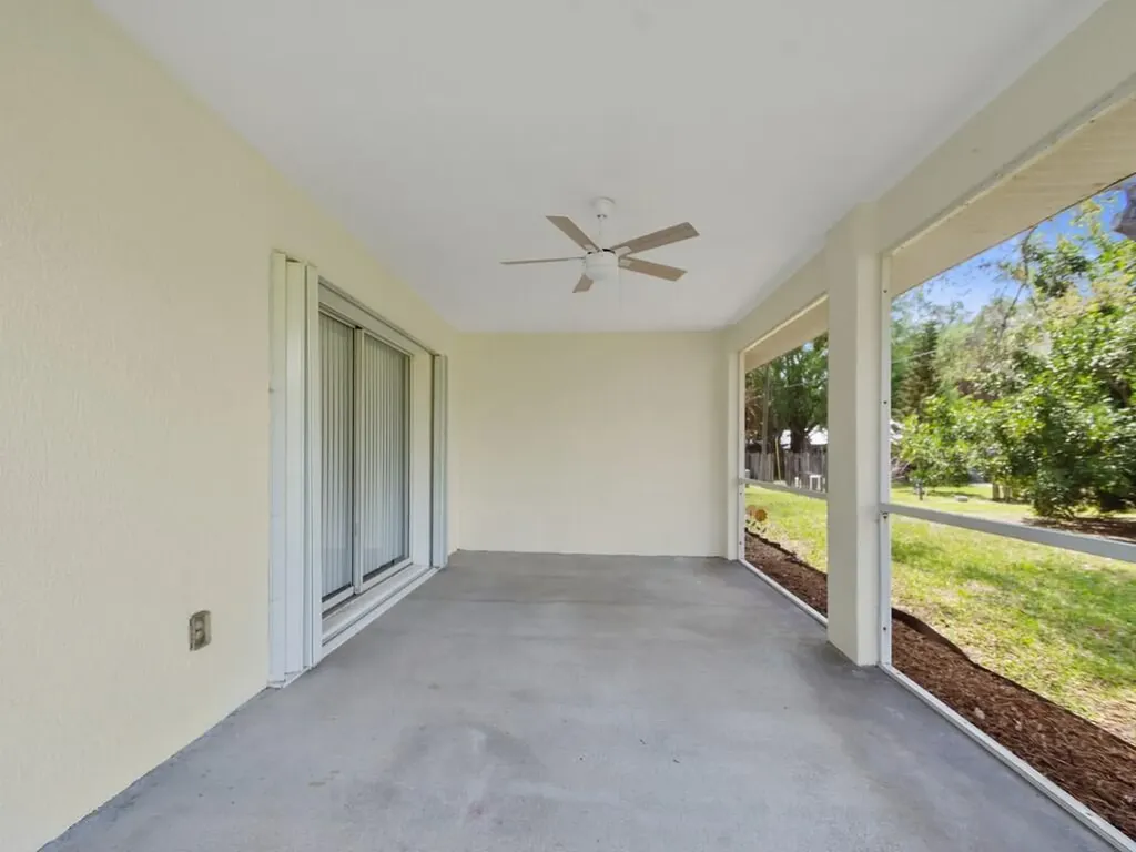 11171 Airport Drive Sebastian FL 32958