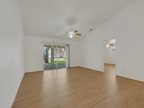 11171 Airport Drive Sebastian FL 32958