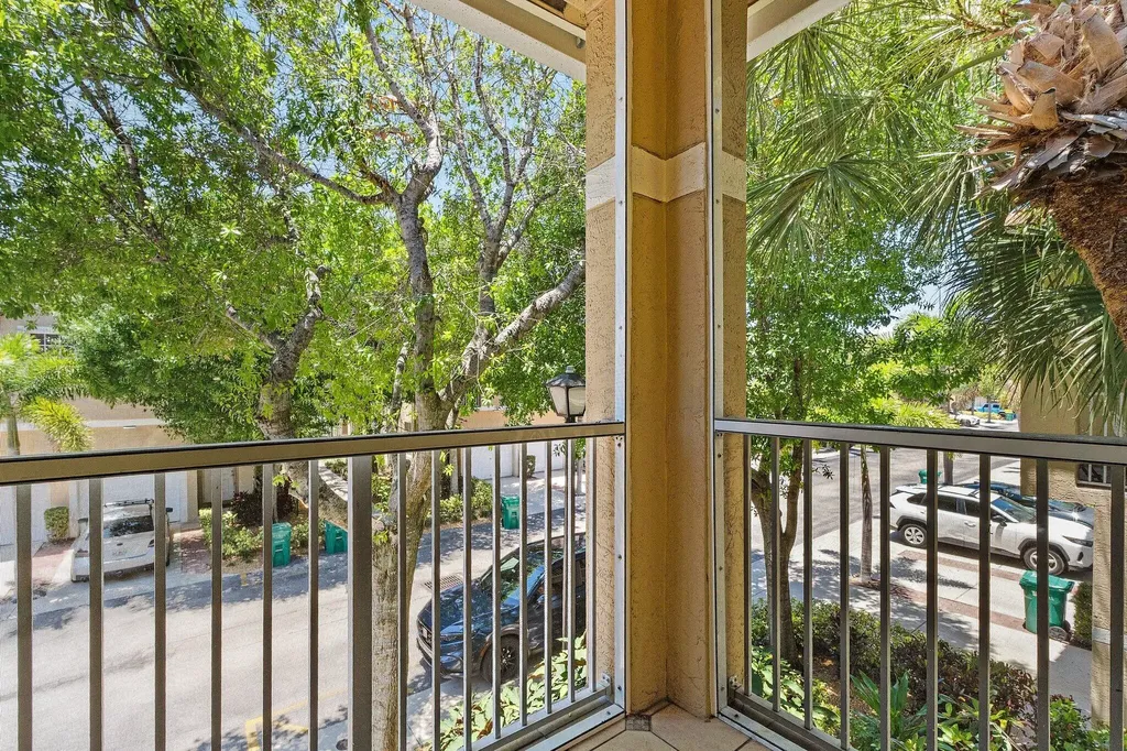 114 Lighthouse Circle Tequesta FL 33469
