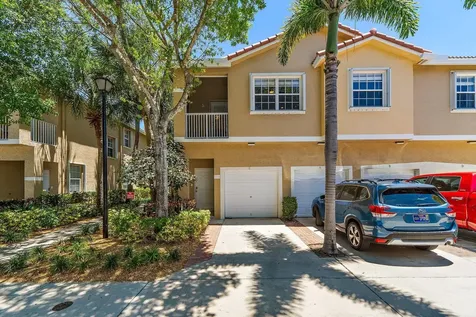 114 Lighthouse Circle Tequesta FL 33469