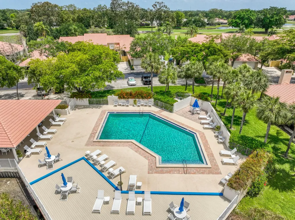 132 Old Meadow Way Palm Beach Gardens FL 33418