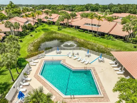 132 Old Meadow Way Palm Beach Gardens FL 33418