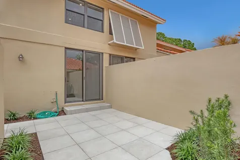 132 Old Meadow Way Palm Beach Gardens FL 33418
