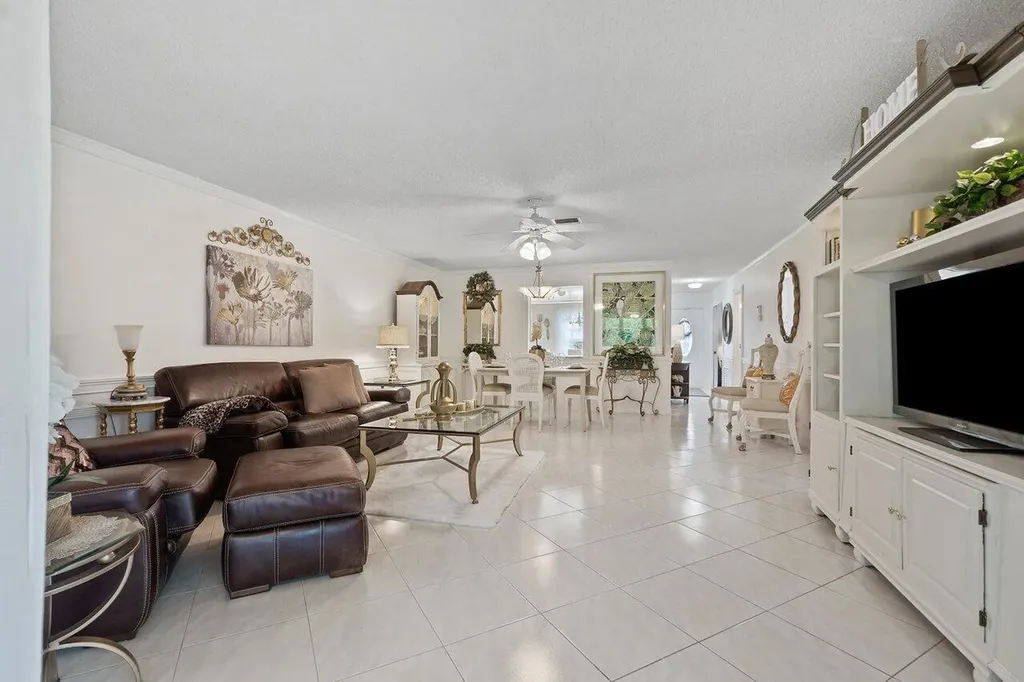 5010 Privet Place Delray Beach FL 33484