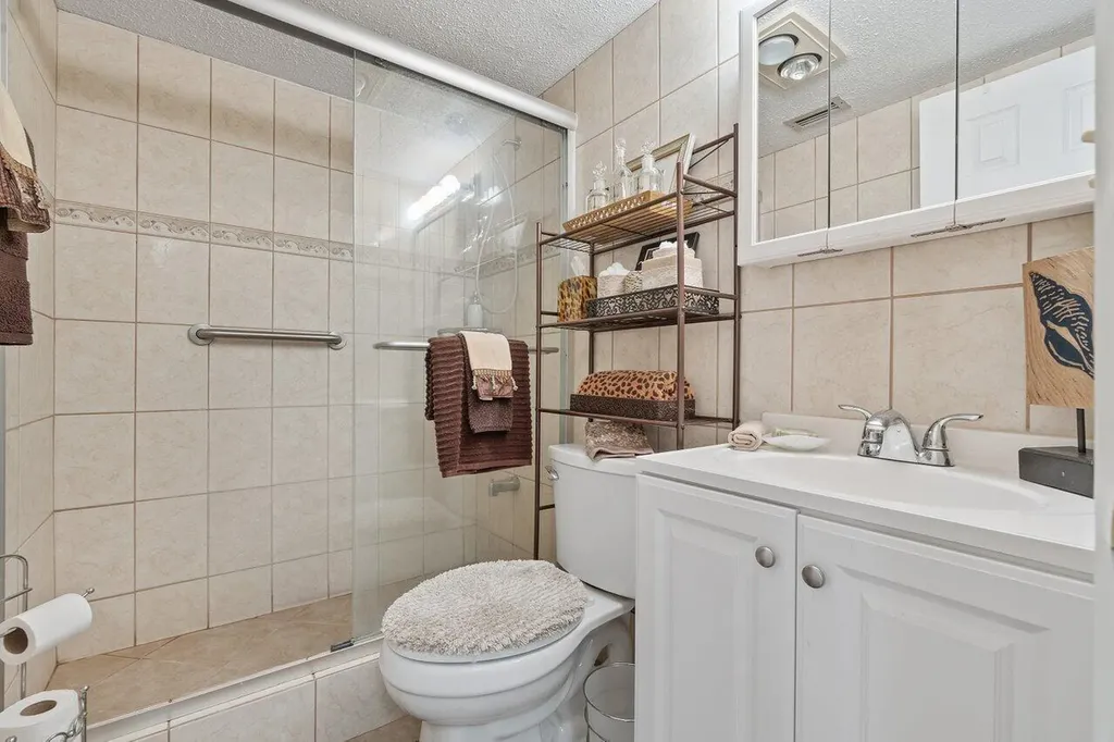 5010 Privet Place Delray Beach FL 33484