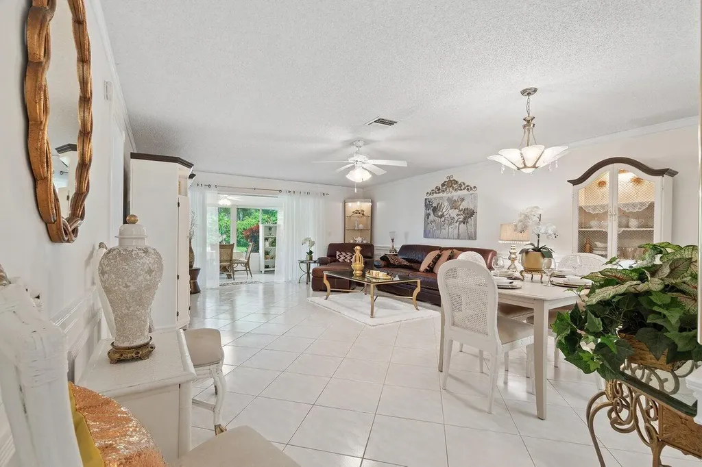 5010 Privet Place Delray Beach FL 33484