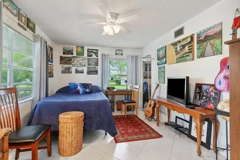 5010 Privet Place Delray Beach FL 33484