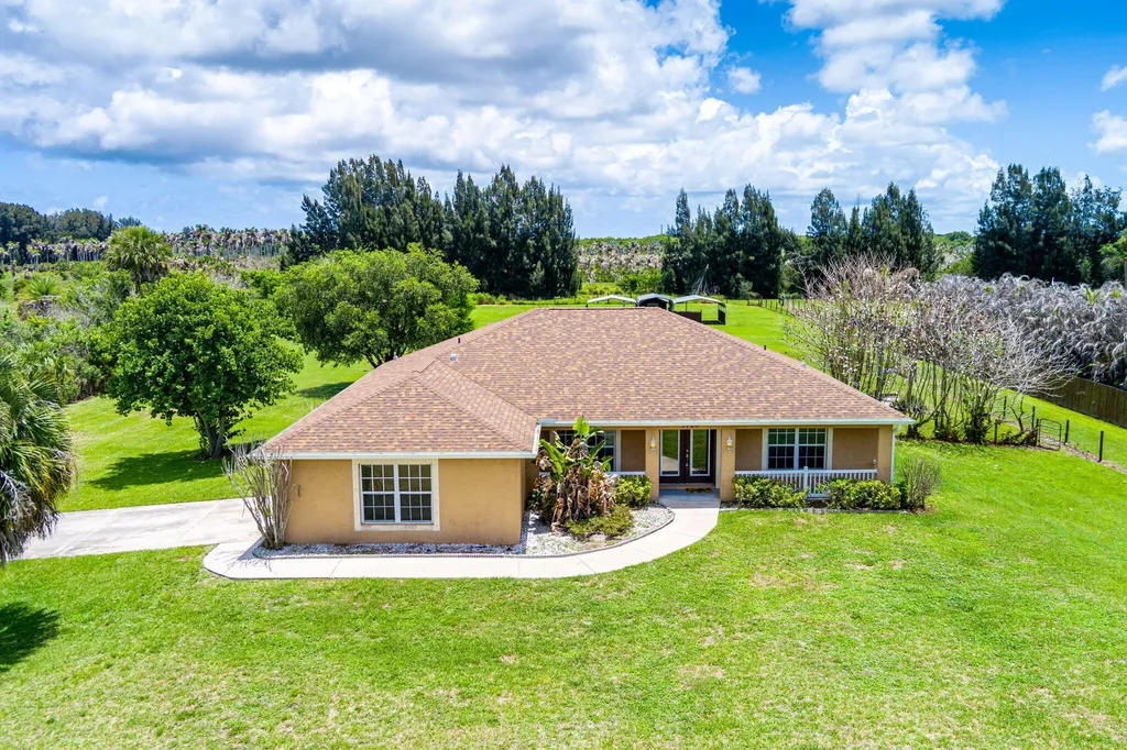 3768 Seminole Road Fort Pierce FL 34951
