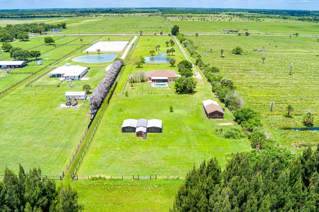 3768 Seminole Road Fort Pierce FL 34951