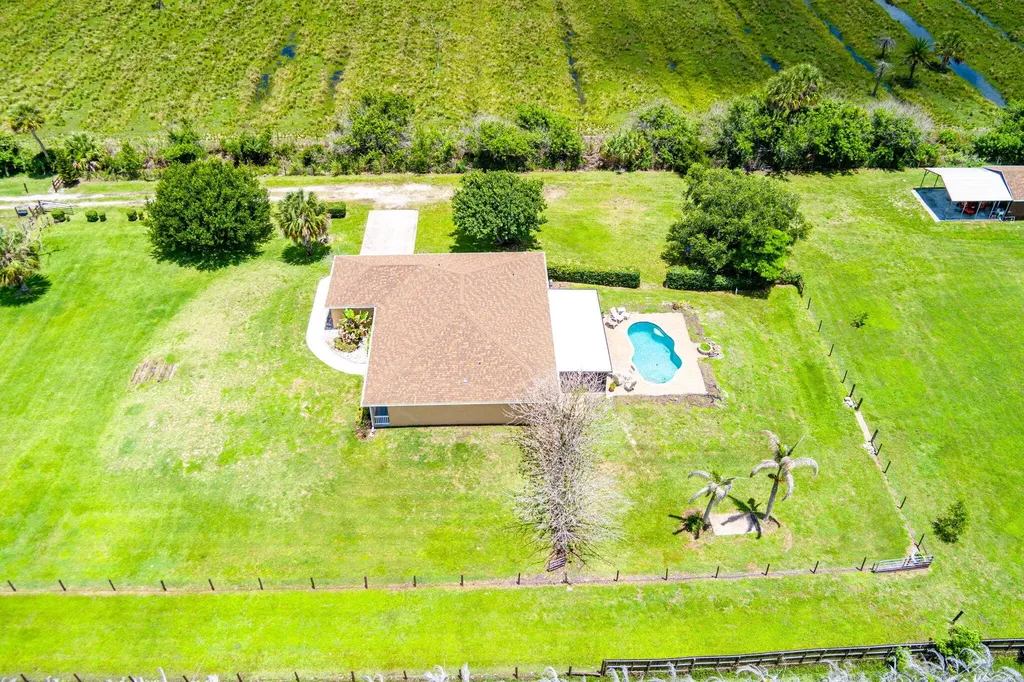 3768 Seminole Road Fort Pierce FL 34951