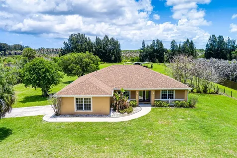 3768 Seminole Road Fort Pierce FL 34951