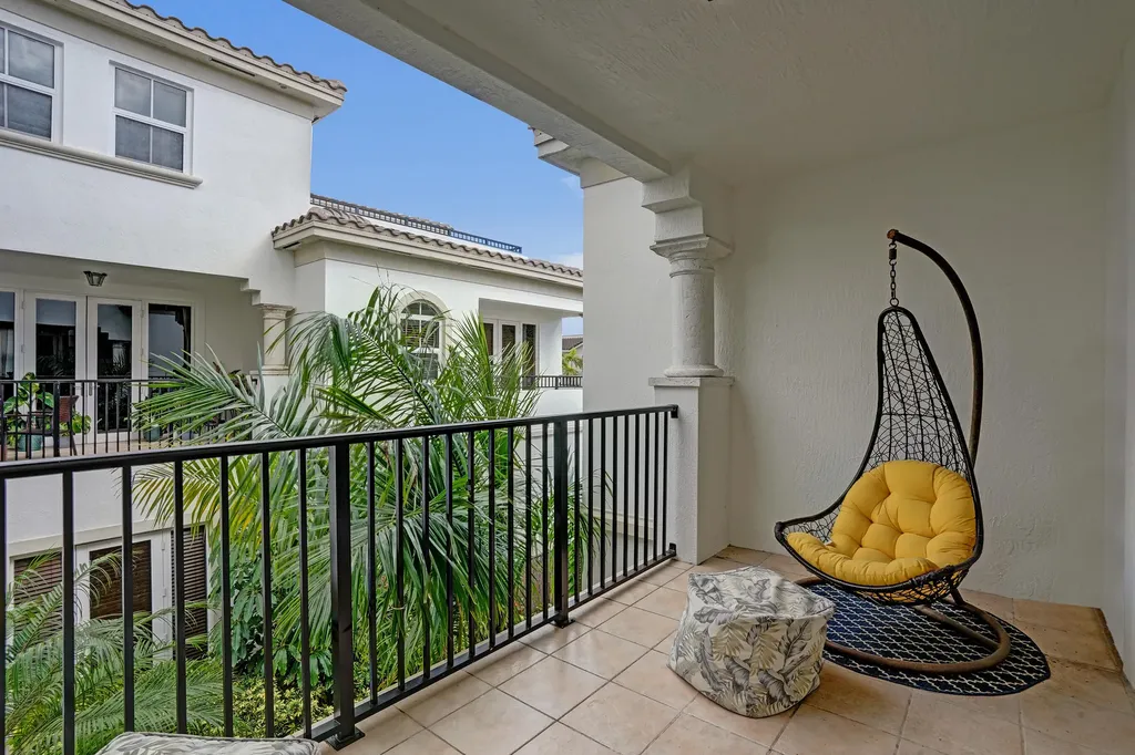 835 NE 16th Terrace Fort Lauderdale FL 33304
