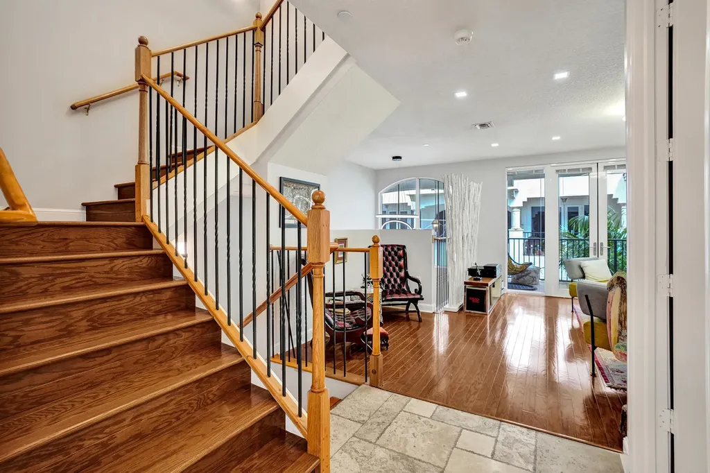 835 NE 16th Terrace Fort Lauderdale FL 33304