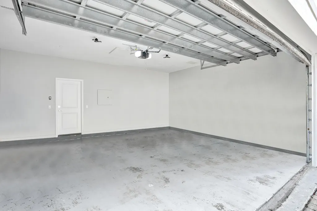 835 NE 16th Terrace Fort Lauderdale FL 33304