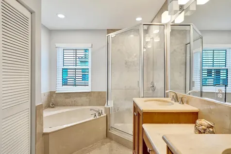 835 NE 16th Terrace Fort Lauderdale FL 33304
