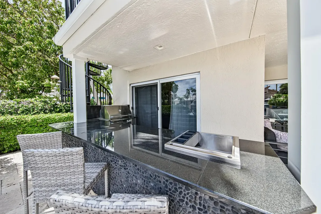 272 Imperial Lane Lauderdale By The Sea FL 33308