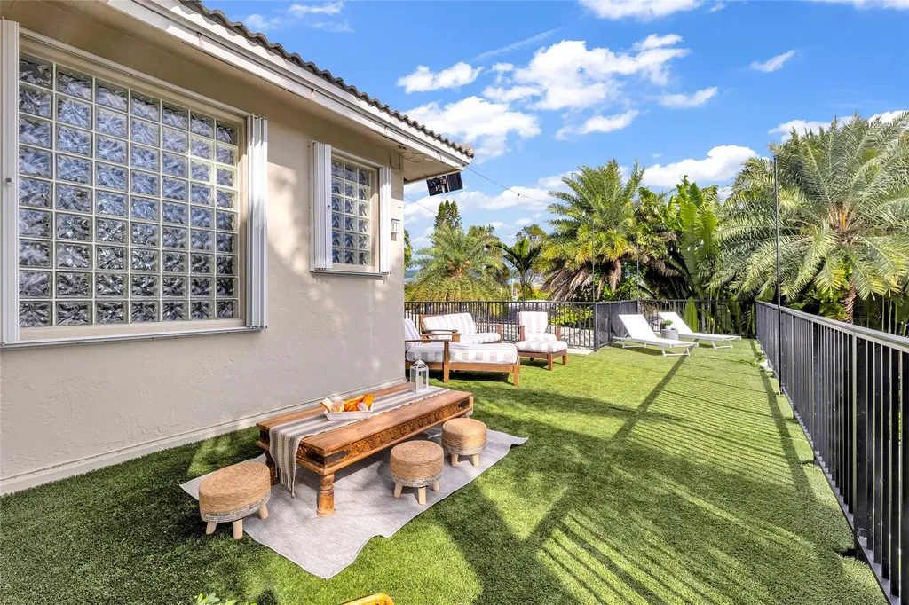 272 Imperial Lane Lauderdale By The Sea FL 33308