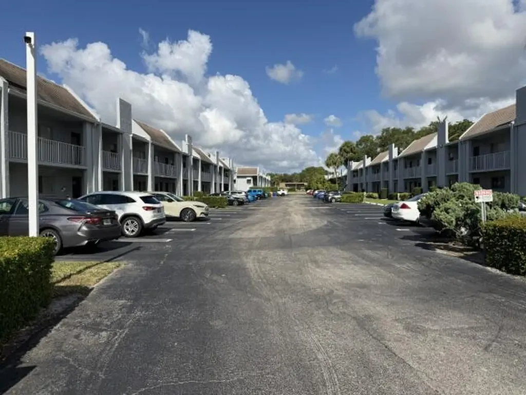 2940 SW 22nd Avenue Delray Beach FL 33445