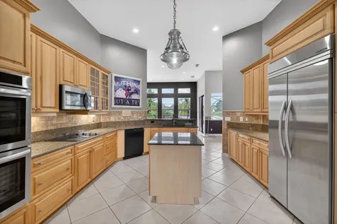 886 SW Grand Reserves Boulevard Port St Lucie FL 34986