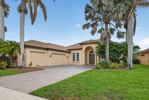 886 SW Grand Reserves Boulevard Port St Lucie FL 34986