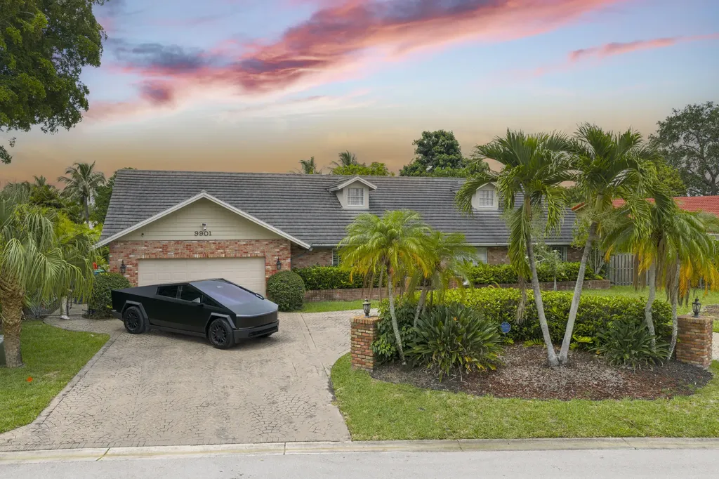 9901 NW 15th Court Coral Springs FL 33071