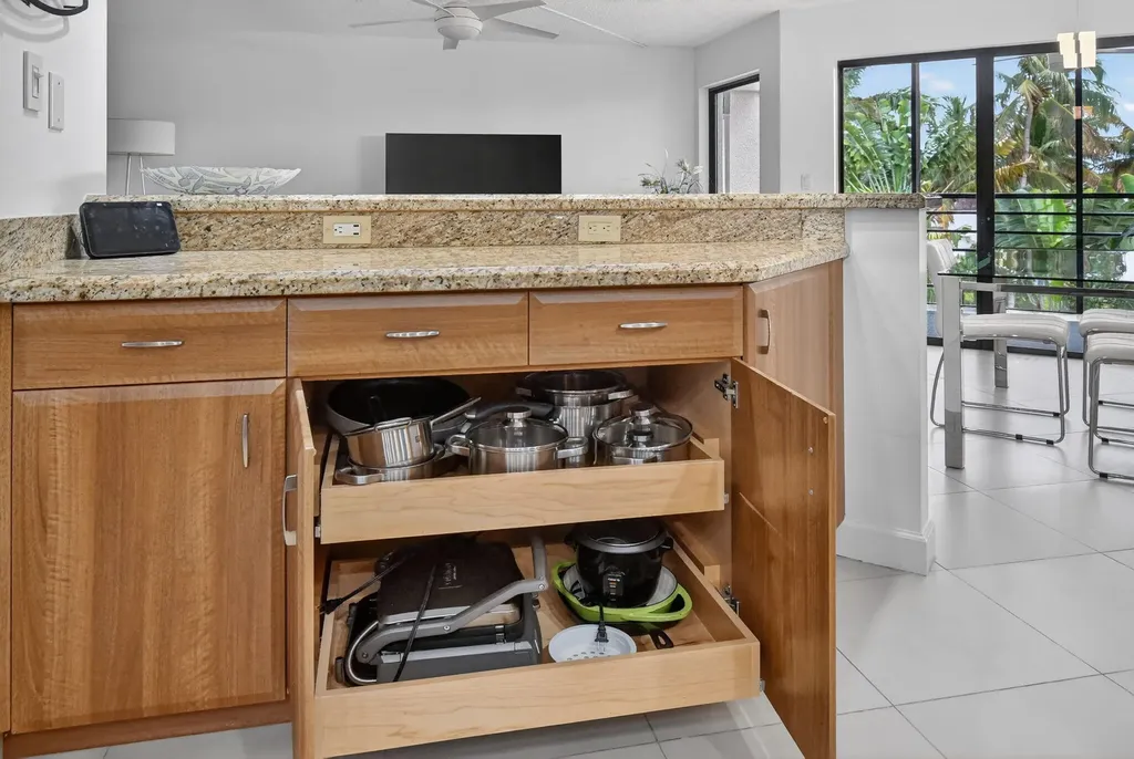 5851 Camino Del Sol Boca Raton FL 33433