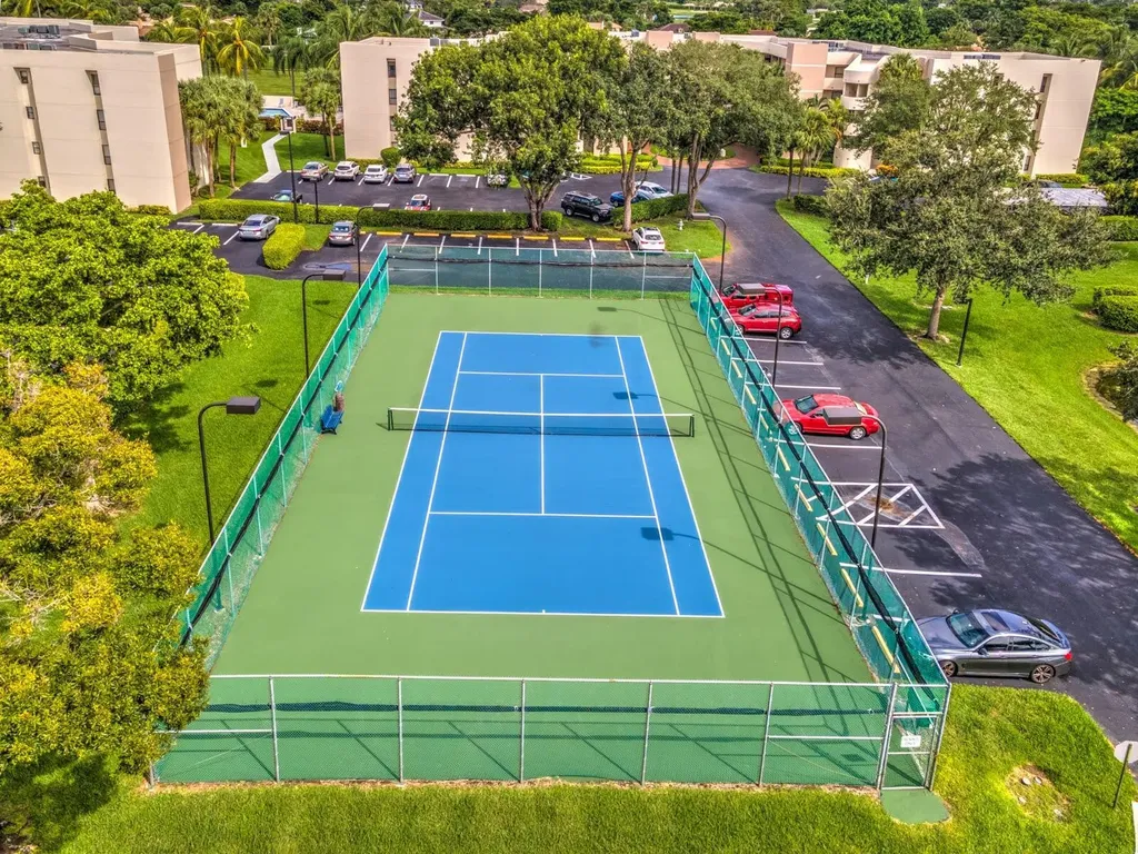 5851 Camino Del Sol Boca Raton FL 33433