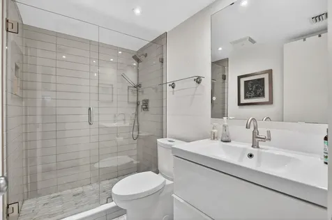 5851 Camino Del Sol Boca Raton FL 33433