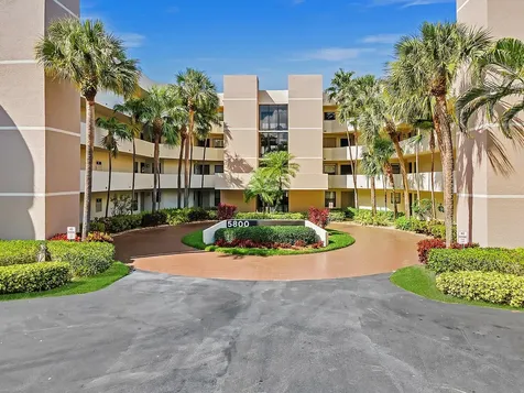 5851 Camino Del Sol Boca Raton FL 33433