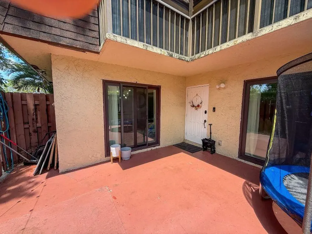 5818 Swordfish Court Tamarac FL 33319