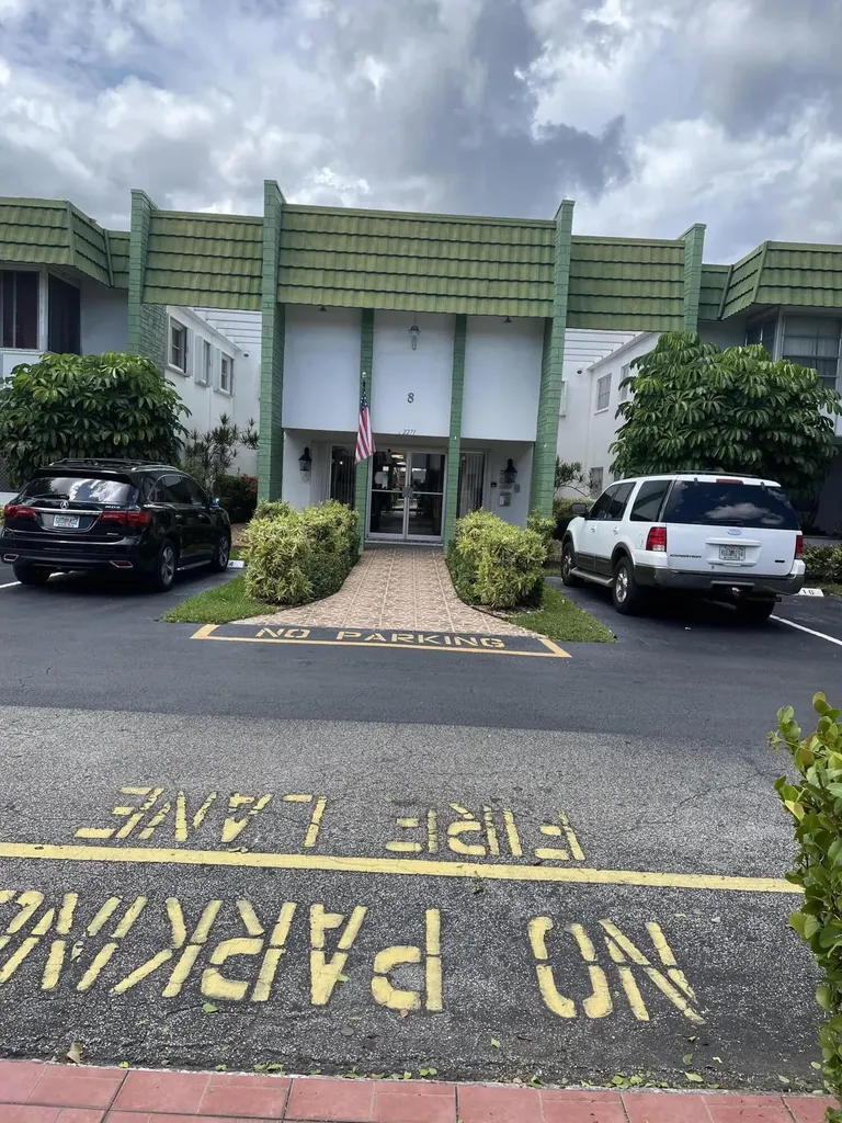 2271 NW 48th Terrace NW Lauderhill FL 33313