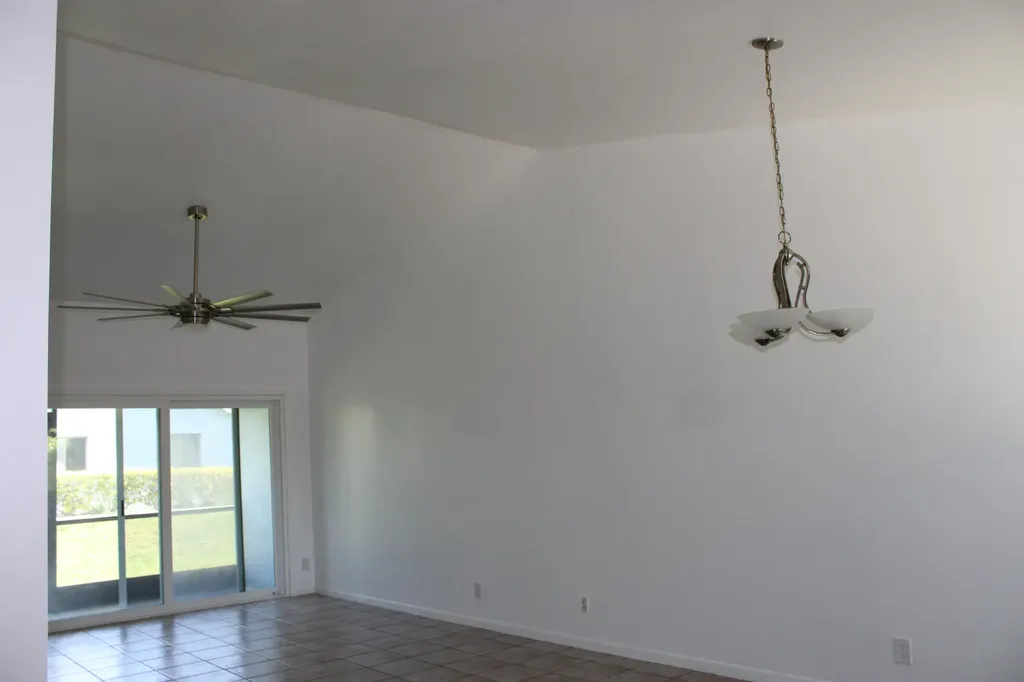 3883 Island Club Circle W Lake Worth Beach FL 33462