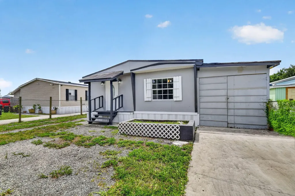 4710 Sunset Ranch Road West Palm Beach FL 33415
